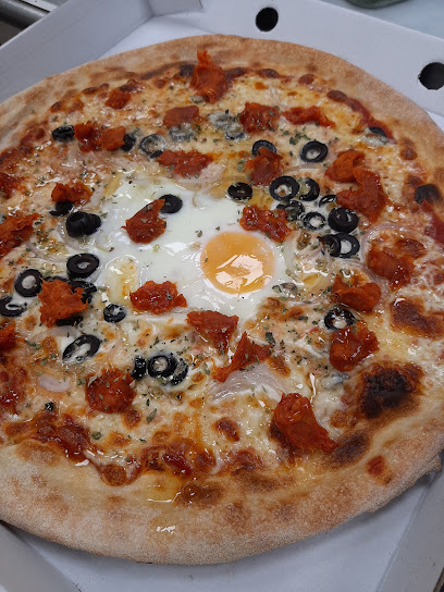 Mia Pizza